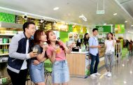Smart shopping at airport convenience stores