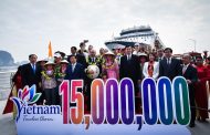 Vietnam welcomes the 15 millionth international visitor