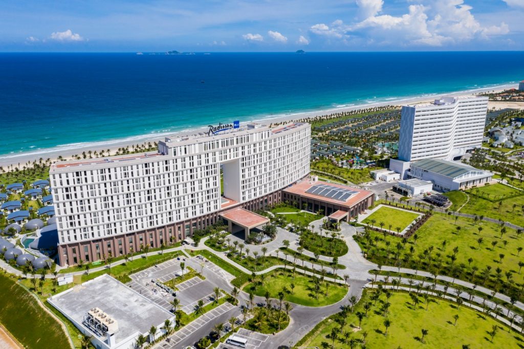 Radisson cam ranh. Radisson Blu Resort cam ranh 5*. Radisson Blu Resort cam ranh 5* с птичьего полета. Radisson Blu Resort cam ranh.