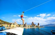 Trải nghiệm đường trượt Zipline dài nhất Việt Nam