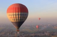 Trải nghiệm dạo chơi bằng khinh khí cầu ở Luxor – Ai Cập