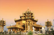 Cần gì phải sang Thái Lan, Việt Nam cũng có ngôi chùa 