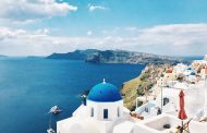 Santorini bình yên hiếm thấy sau khi mở cửa đón du khách trở lại