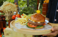 Trải nghiệm ngày bánh mì “Burger Day” đặc biệt tại The Anam Cam Ranh
